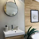 Qwadrat 15 In Center Апартаменты
