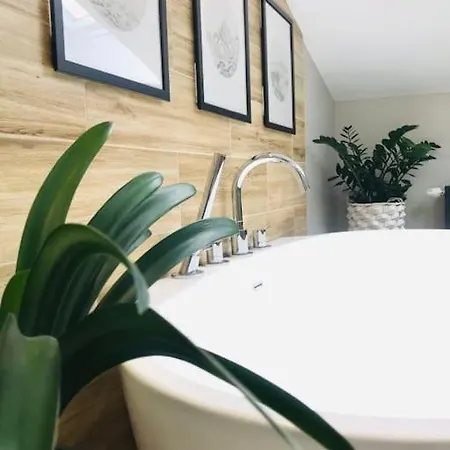 Qwadrat 15 In Center